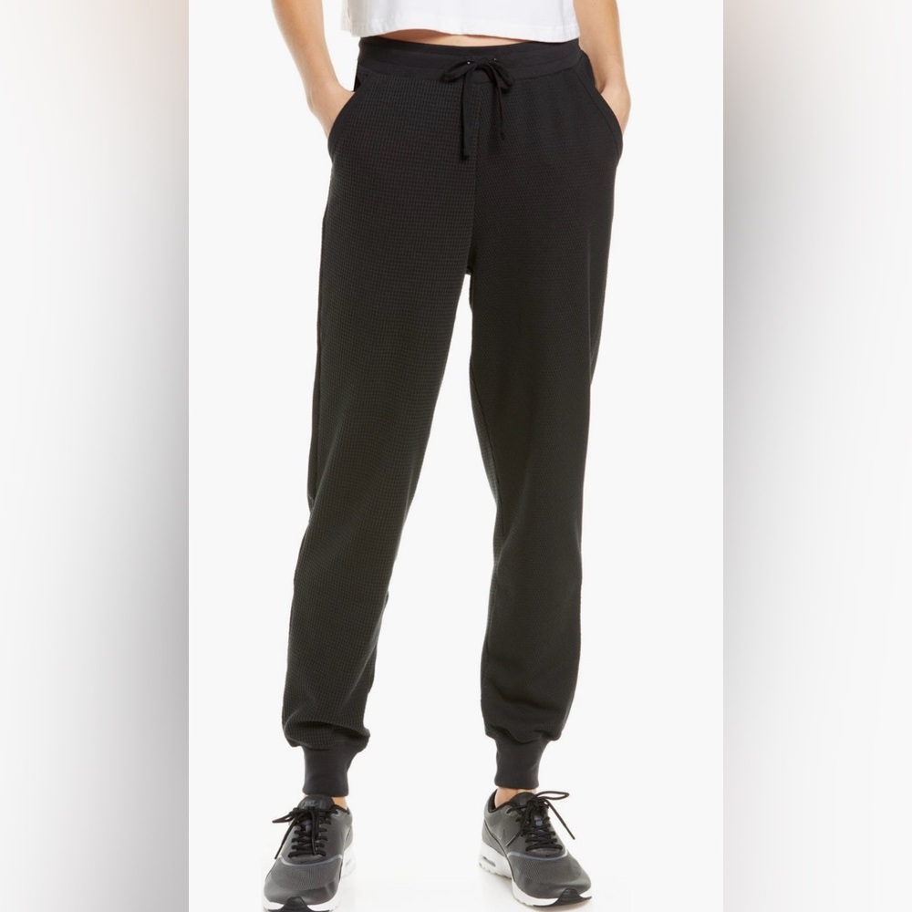 Nike women’s yoga luxe dri-FIT joggers